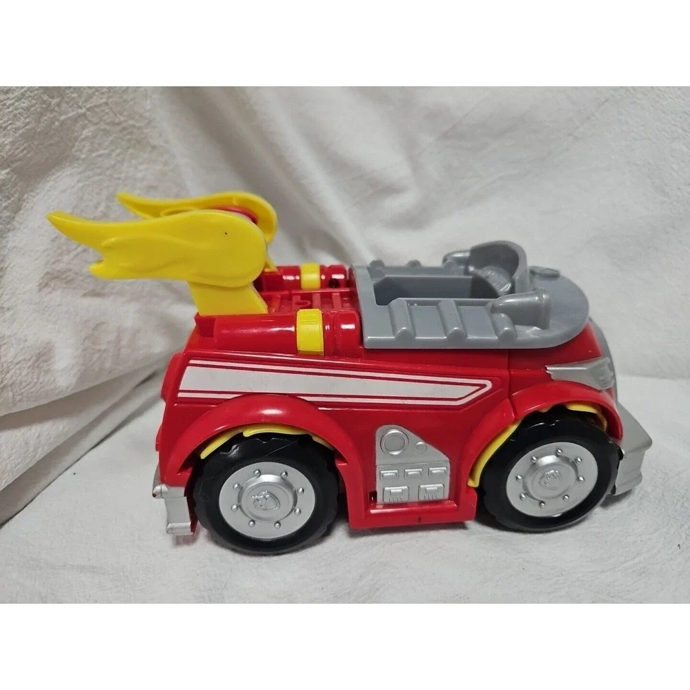 Paw Patrol Mighty Pups Deluxe Vehicle‎ Marshall Fire Truck
